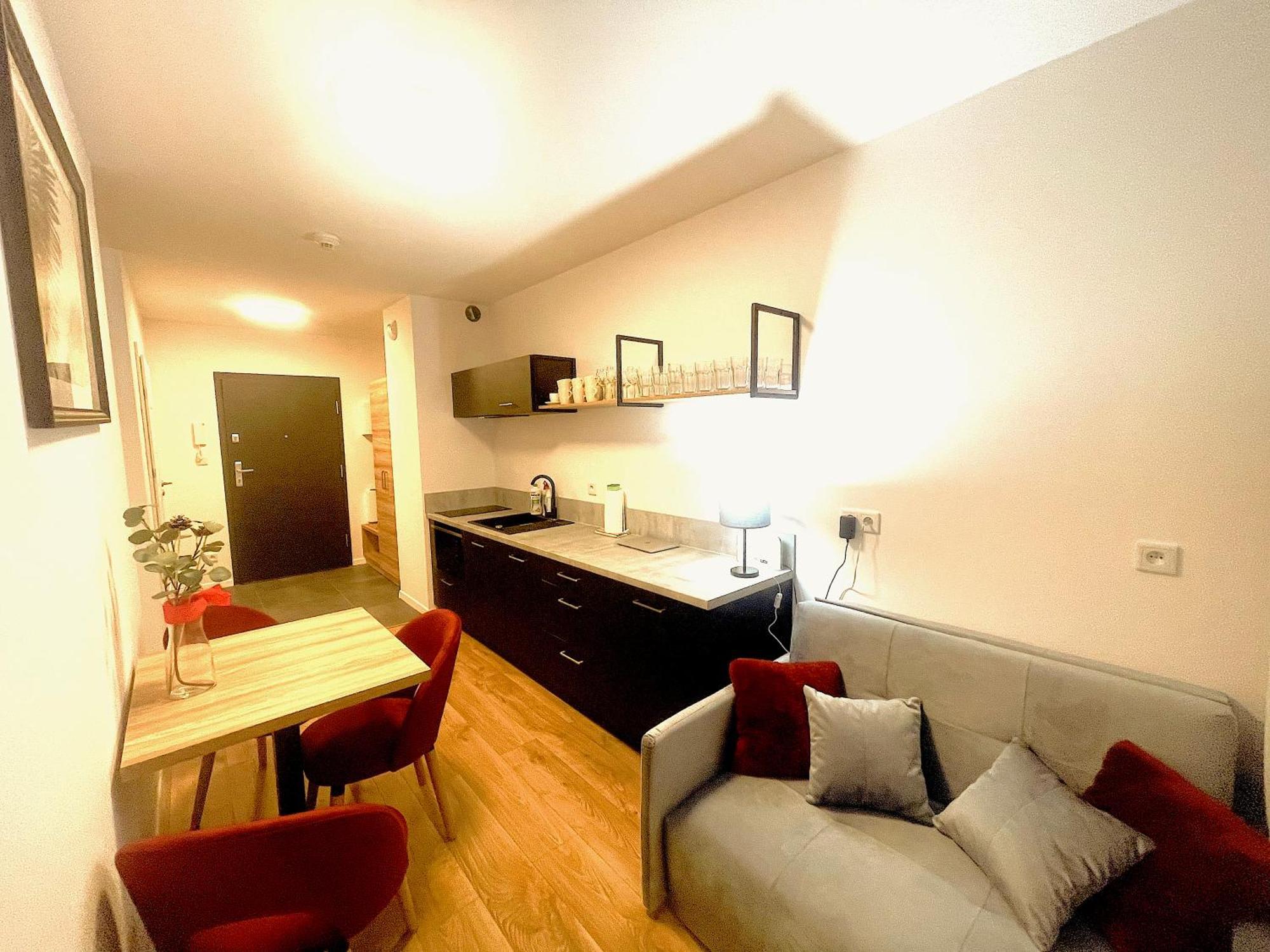 Apartment Premium Atal City Square-Free Parking Space In The Garage Breslavia Exterior foto
